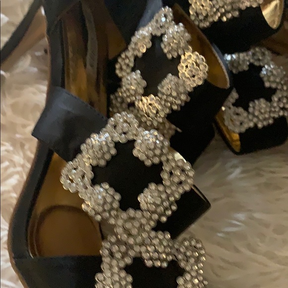 Chunky Rhinestone Sandal - Picture 4 of 10